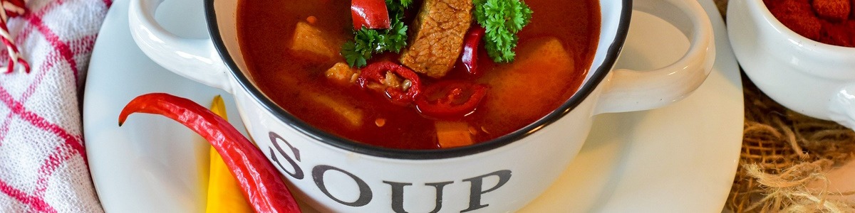 Bihun-Suppe in der Dose für den Vorratsschrank